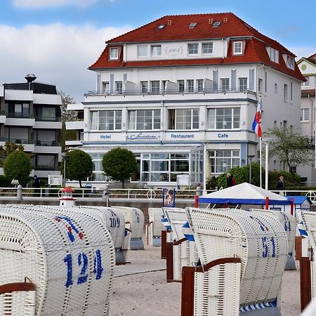 Hotel Strandschloesschen Lubeck Exterior photo